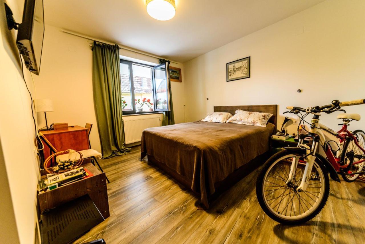 Lina Agropanzio Otel Tomesti  Dış mekan fotoğraf